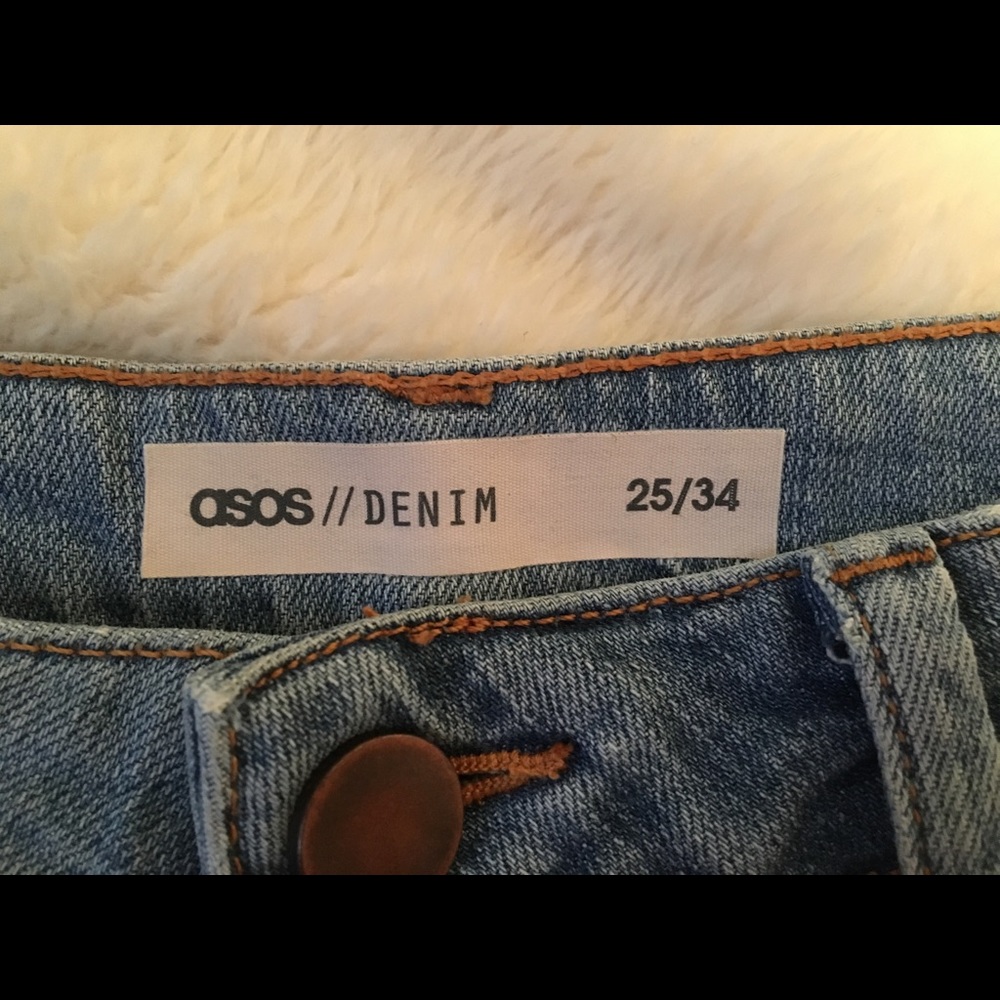 ASOS Ripped Knee Jeans, Size 25‎ - Picture 3 of 3